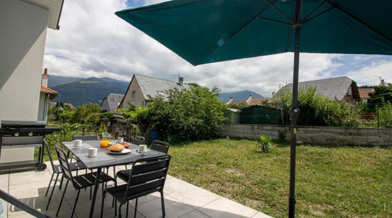 Gite L'Angelique Fleurs Des Pyrenees Argelès-Gazost Exterior foto